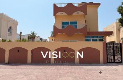 Villa - 4 Bedrooms - 5 Bathrooms for rent in Jumeirah 2 Villas - Jumeirah 2 - Jumeirah - Dubai