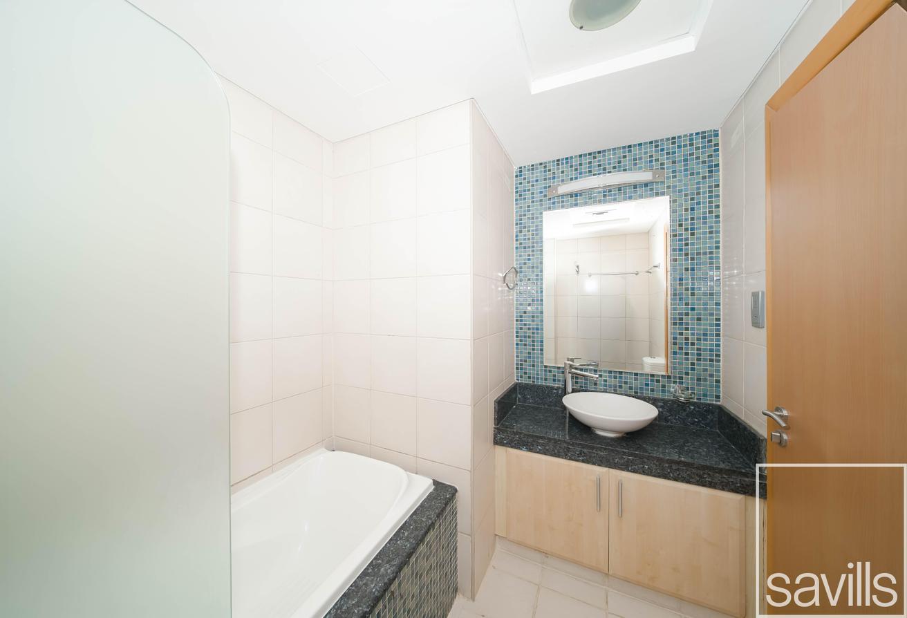 Luxurious 2-Bedroom Apartment| Private Pool Access photo 9