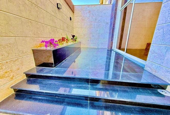 81127183 - Property Image 3