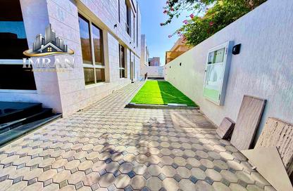 Villa - 5 Bedrooms - 7 Bathrooms for rent in Al Hooshi Villas - Hoshi - Al Badie - Sharjah Villa - 5 Bedrooms - 7 Bathrooms for rent in Al Hooshi Villas - Hoshi - Al Badie - Sharjah