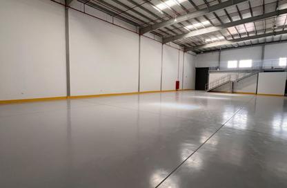 Warehouse - Studio - 1 for rent in Umm Al Thuoob - Umm Al Quwain