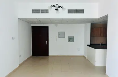 شقة - غرفة نوم - 2 حمامات للبيع في سيتي تاور - النعيمية - عجمان