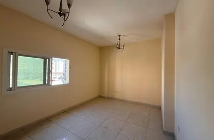 Apartment - 1 Bedroom - 2 Bathrooms for rent in Al Qulaya'ah - Al Sharq - Sharjah