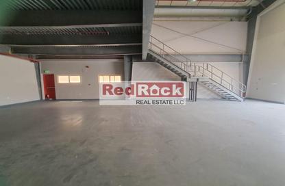 Warehouse - Studio - 1 Bathroom for rent in Al Sajaa Industrial - Al Sajaa - Sharjah