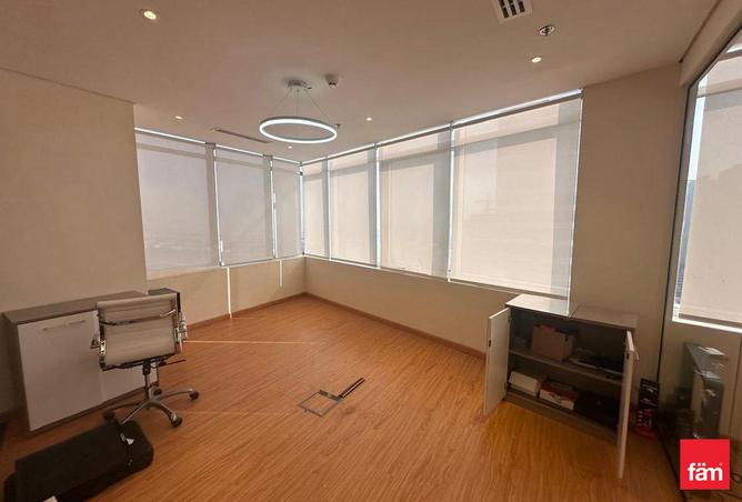 80677045 - Property Image 3