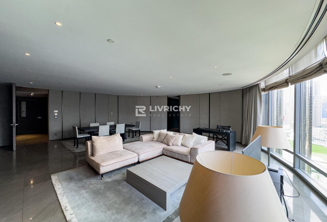 Furnished | Open Skyline Views | Vacant | Terrace photo 2