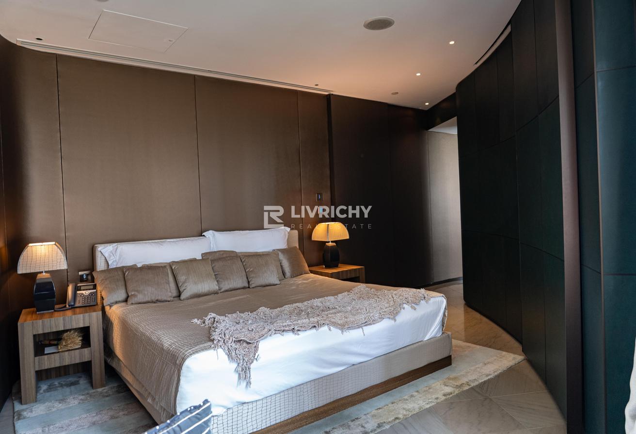 Furnished | Open Skyline Views | Vacant | Terrace photo 15