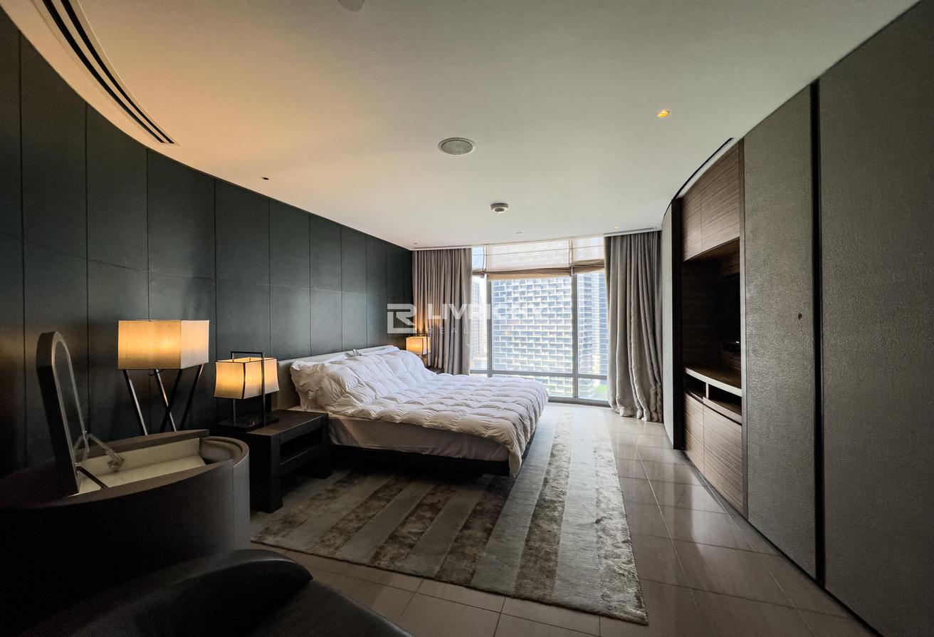 Furnished | Open Skyline Views | Vacant | Terrace photo 19