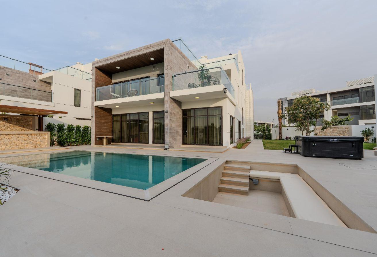 5 BR Villa with Private Pool in Damac Hills photo 2