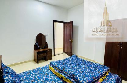 شقة - 1 - 1 للايجار في برج الكورنيش - طريق كورنيش عجمان - عجمان