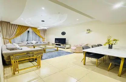 Apartment - 1 Bedroom - 2 Bathrooms for rent in Beach Tower 1 - Al Khan Lagoon - Al Khan - Sharjah