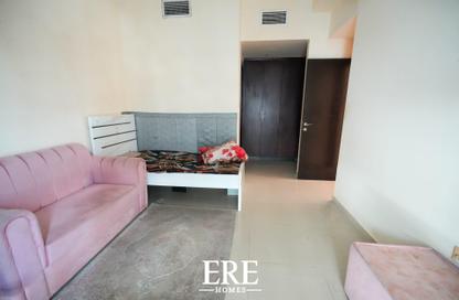 Apartment - 1 Bedroom - 2 Bathrooms for rent in DEC Tower 2 - DEC Towers - Dubai Marina - Dubai