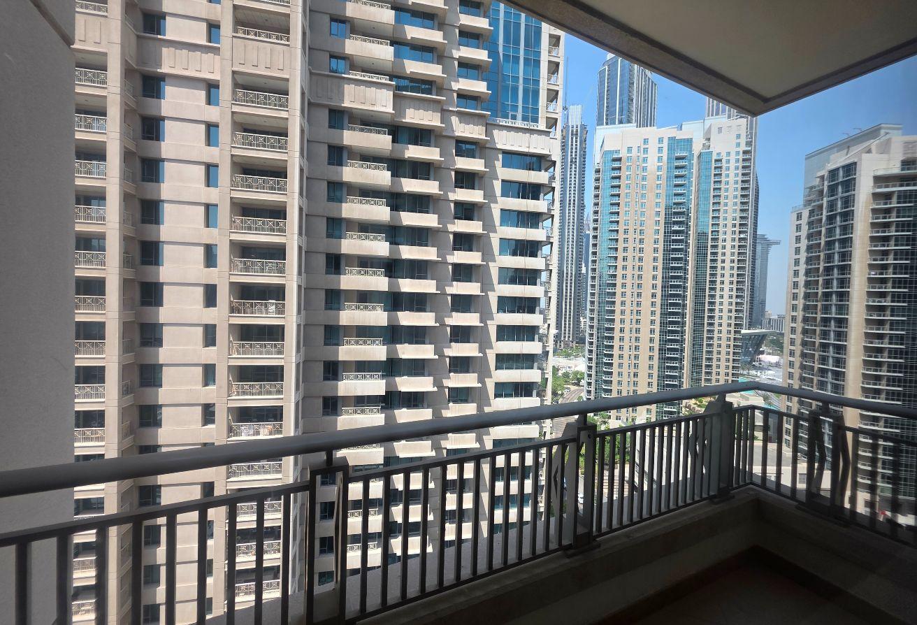 SPACIOUS 1BR | VACANT & READY TO MOVE | HIGH FLOOR photo 4