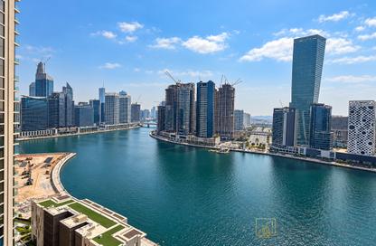 Apartment - 1 - 2 for sale in Peninsula Four - Peninsula - Business Bay - Dubai