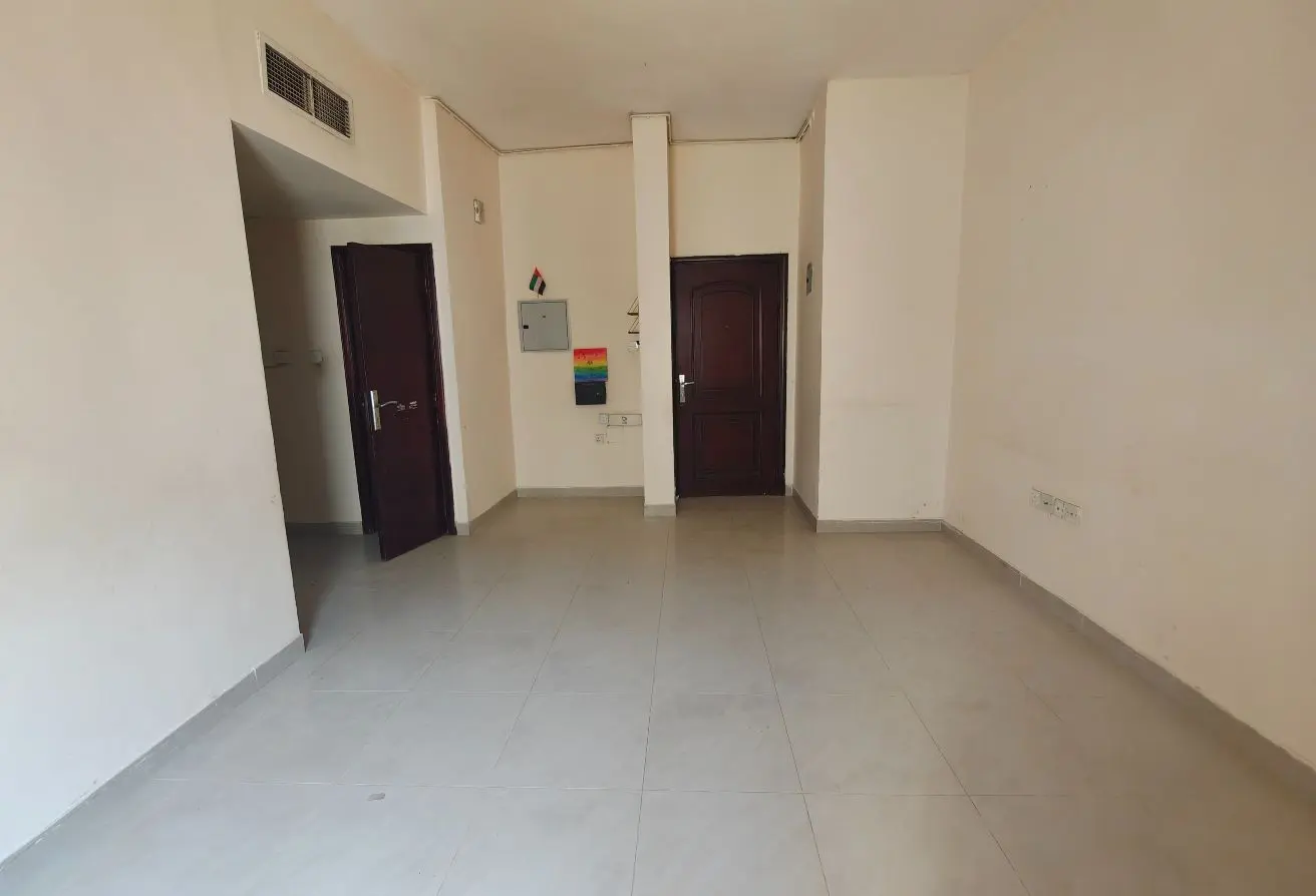 137433610 - Property Main Image