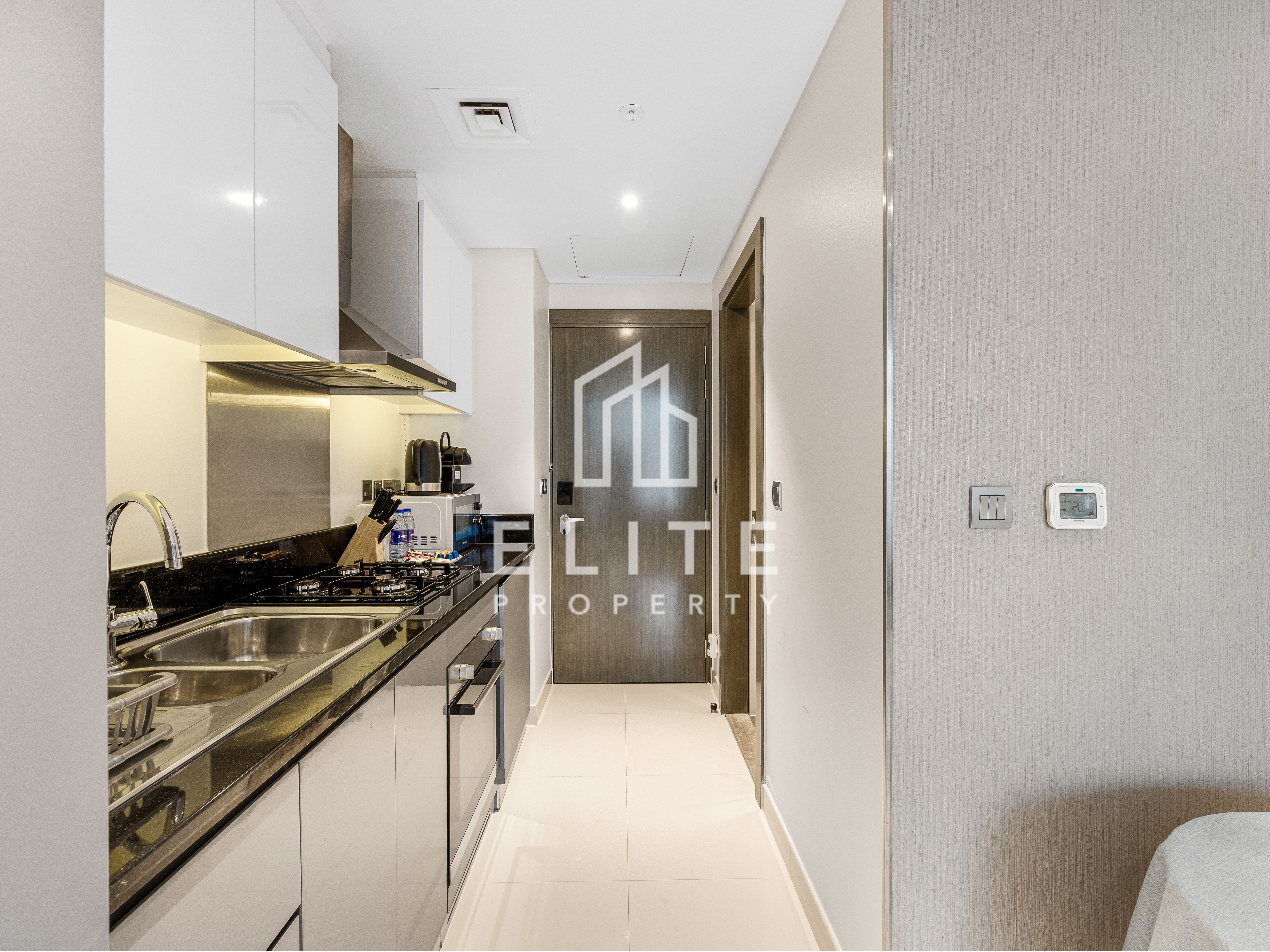Maison Prive Canal View  Studio