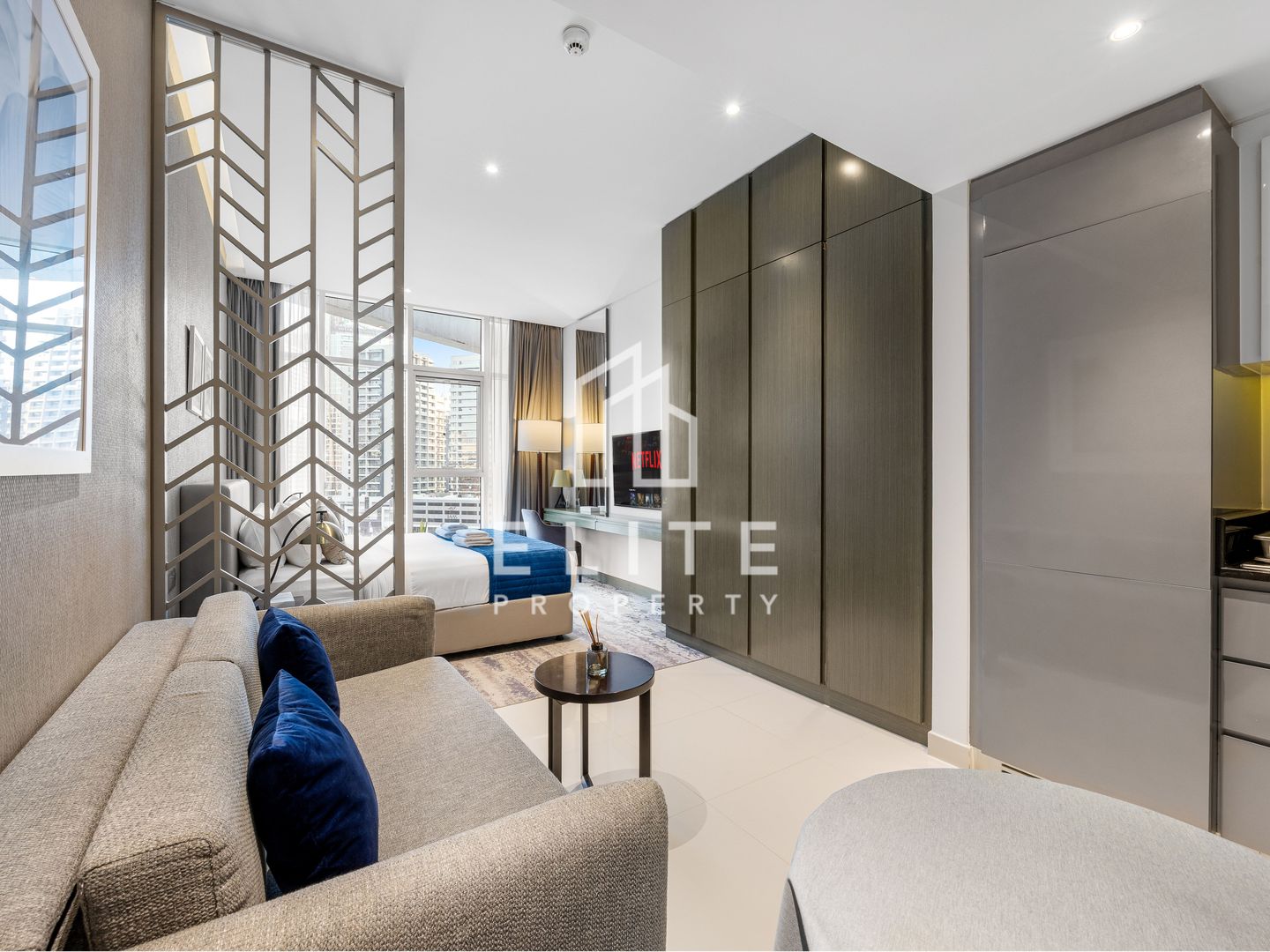 Maison Prive Canal View  Studio