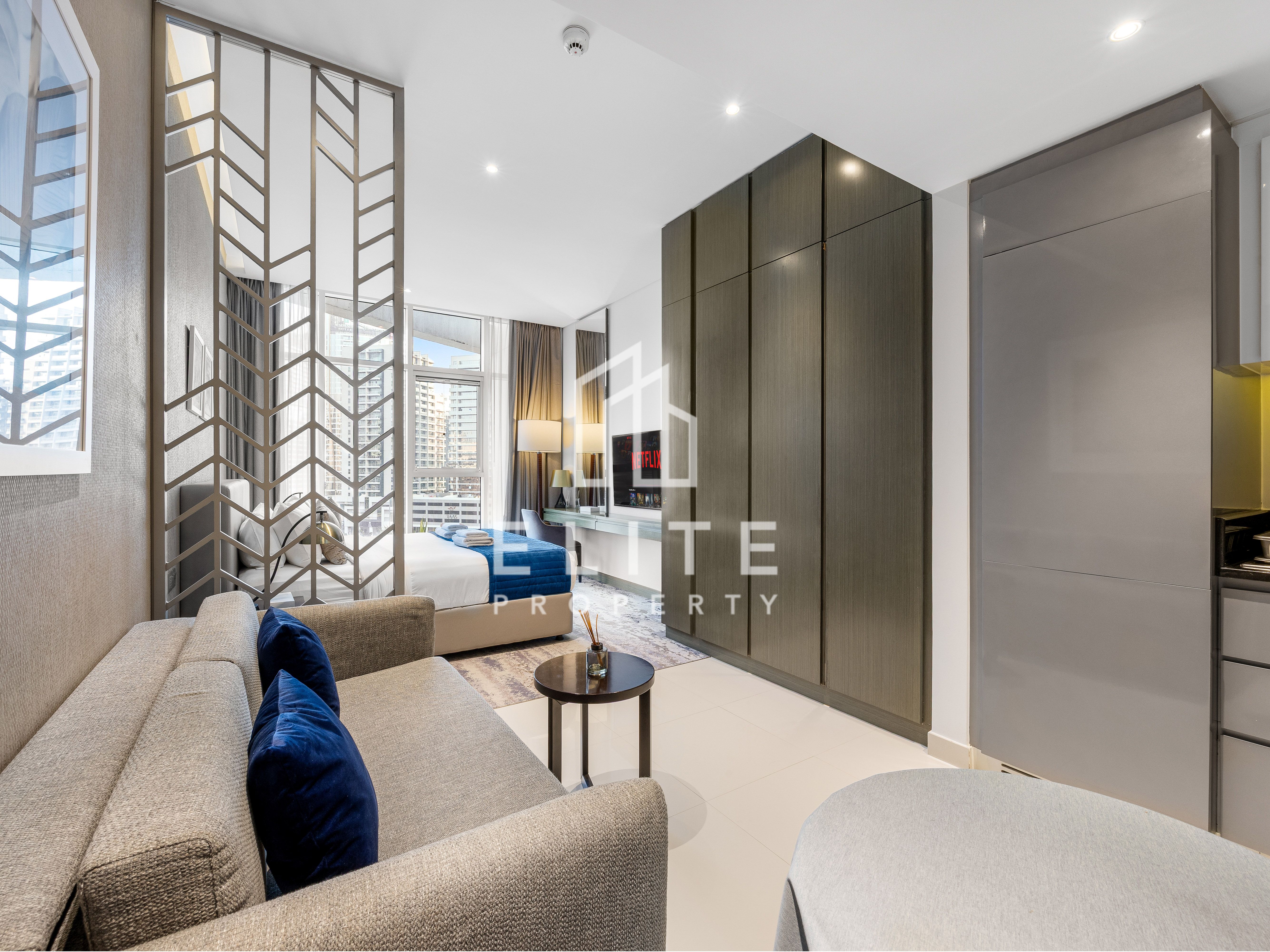 Maison Prive Canal View  Studio