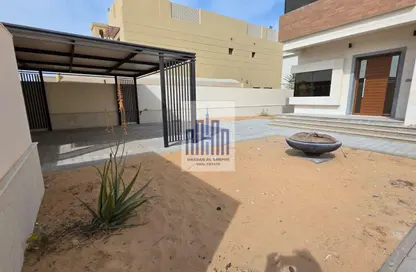 Villa - 4 Bedrooms - 6 Bathrooms for rent in Al Hooshi Villas - Hoshi - Al Badie - Sharjah
