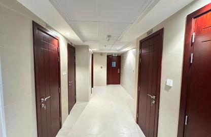 عمارة بالكامل - استوديو - 8 حمامات للبيع في البطينة B - البطينة - الشارقة
