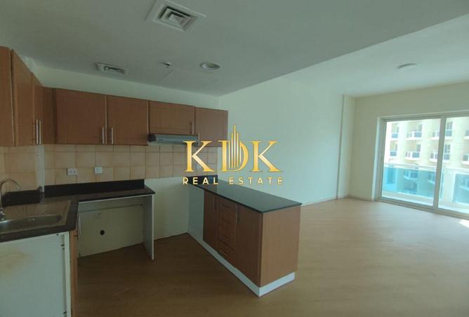 67453154 - Property Image 2