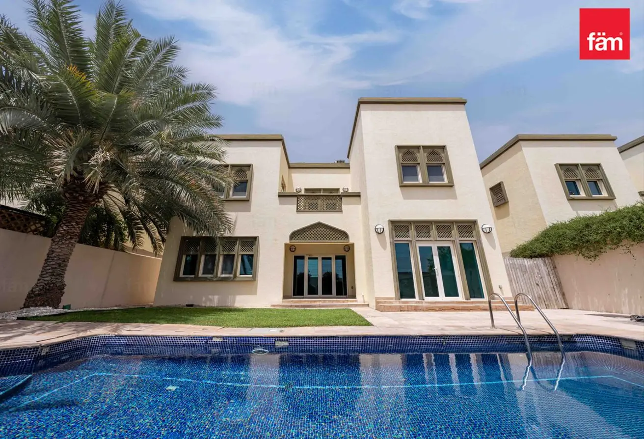 143736105 - Property Main Image