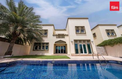 Villa - 3 - 3 for sale in District 8 - Jumeirah Park - Dubai Villa - 3 - 3 for sale in District 8 - Jumeirah Park - Dubai