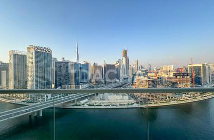 Apartment - 3 - 2 for rent in Mayfair Residency - Business Bay - Dubai