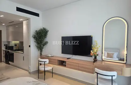 شقة - 1 حمام للبيع في بن غاطي أزور - منطقة 16 - قرية جميرا الدائرية - دبي