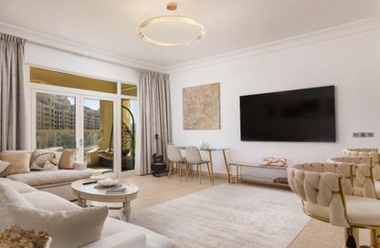 Apartment - 2 Bedrooms - 3 Bathrooms for sale in Al Hamri - Shoreline Apartments - Palm Jumeirah - Dubai