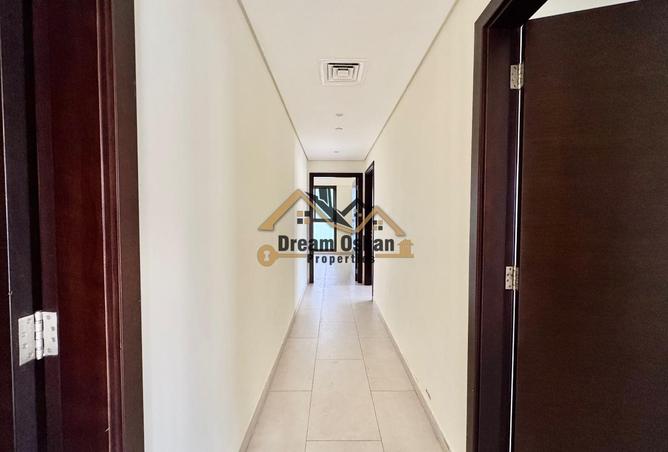 128352164 - Property Image 3
