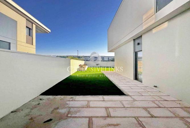 51618854 - Property Image 3