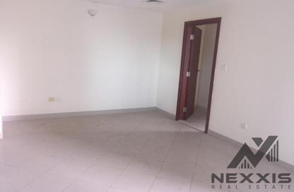 Apartment - 1 Bedroom - 2 Bathrooms for rent in Hub Canal 1 - Hub Golf View Apartments - Dubai Sports City - Dubai