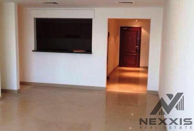 74240830 - صورة العقار 2