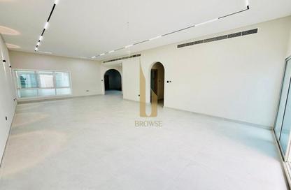 Villa - 5 - 5 for rent in Jumeirah 3 Villas - Jumeirah 3 - Jumeirah - Dubai