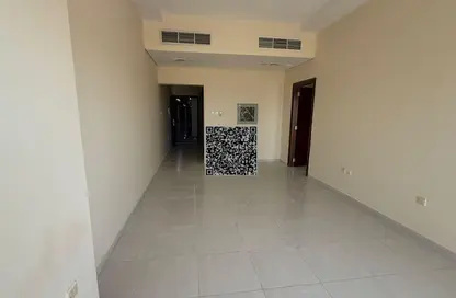 شقة - غرفة نوم - 2 حمامات للايجار في برج بحيرة الإمارات 1 - أبراج بحيرة الإمارات - مدينة الإمارات - عجمان