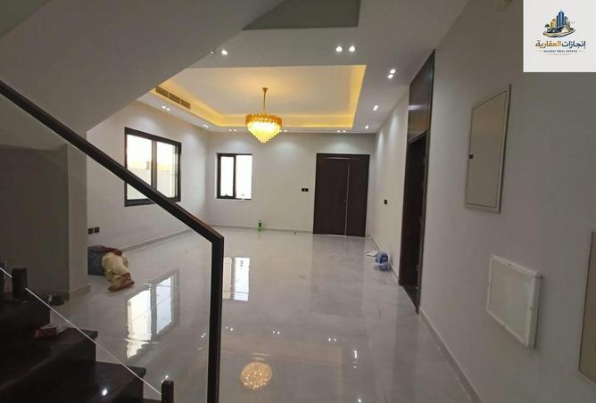 70270729 - Property Image 2