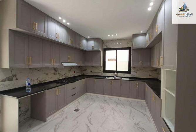 70270729 - Property Image 3