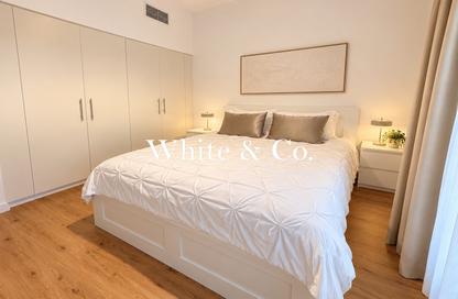 Apartment - 1 - 1 for sale in Hayat Boulevard 1A - Hayat Boulevard 1 - Hayat Boulevard - Town Square - Dubai
