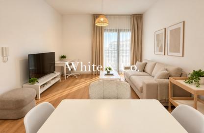 Apartment - 1 - 1 for sale in Hayat Boulevard 1A - Hayat Boulevard 1 - Hayat Boulevard - Town Square - Dubai