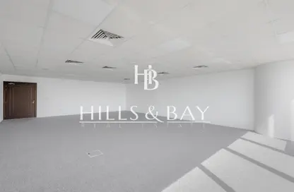 مكتب - استوديو - 1 حمام للايجار في برج تشرشل للأعمال - أبراج تشرشل - الخليج التجاري - دبي