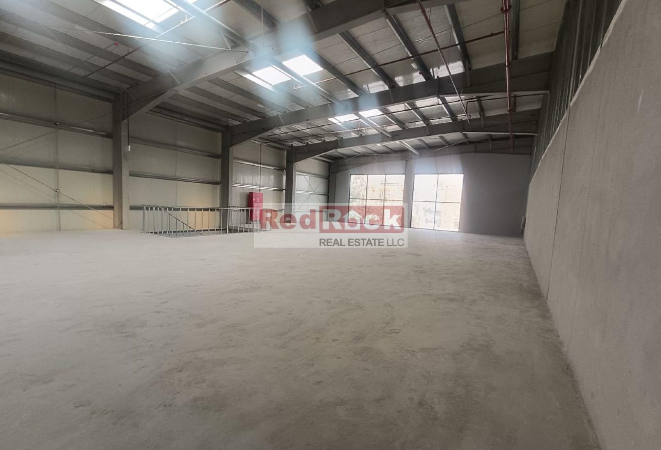 Premium Showroom and Warehouse for Rent In Al Quoz