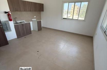 Apartment - Studio - 1 Bathroom for rent in Al Rashidiya 3 - Al Rashidiya - Ajman