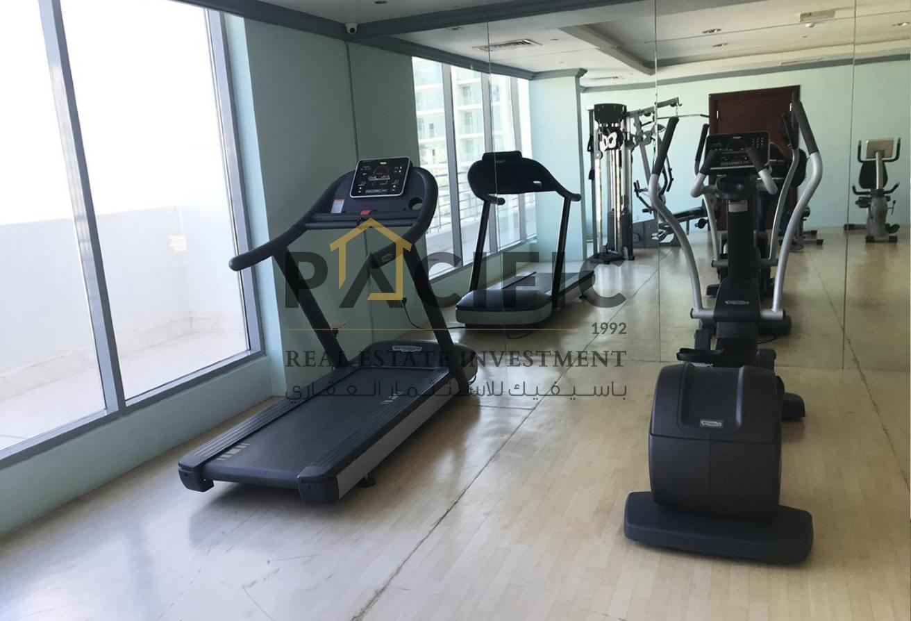 Studio Apartment | Near Media City & Beach photo 11