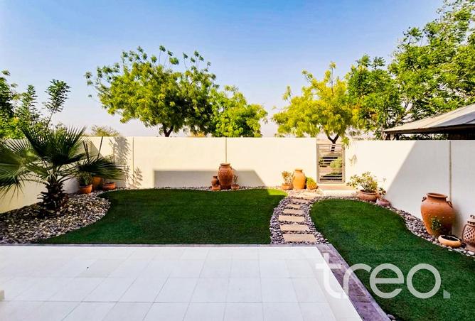 104242290 - Property Image 2