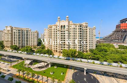Apartment - 3 - 4 for sale in Golden Mile 7 - Golden Mile - Palm Jumeirah - Dubai Apartment - 3 - 4 for sale in Golden Mile 7 - Golden Mile - Palm Jumeirah - Dubai