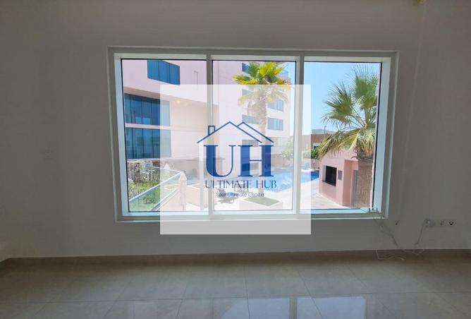 128368390 - Property Image 3