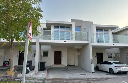 Townhouse - 3 Bedrooms - 3 Bathrooms for sale in Mimosa - Damac Hills 2 - Dubai
