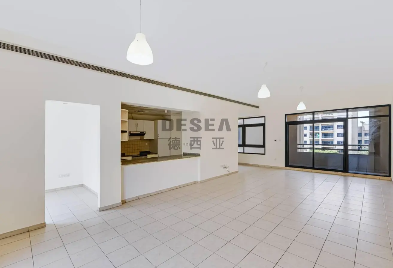 165025402 - Property Main Image
