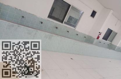 سكن عمال - استوديو - 8 حمامات للايجار في بناء الصناعية 13 - منطقة رقم 13 - المنطقة الصناعية بالشارقة - الشارقة